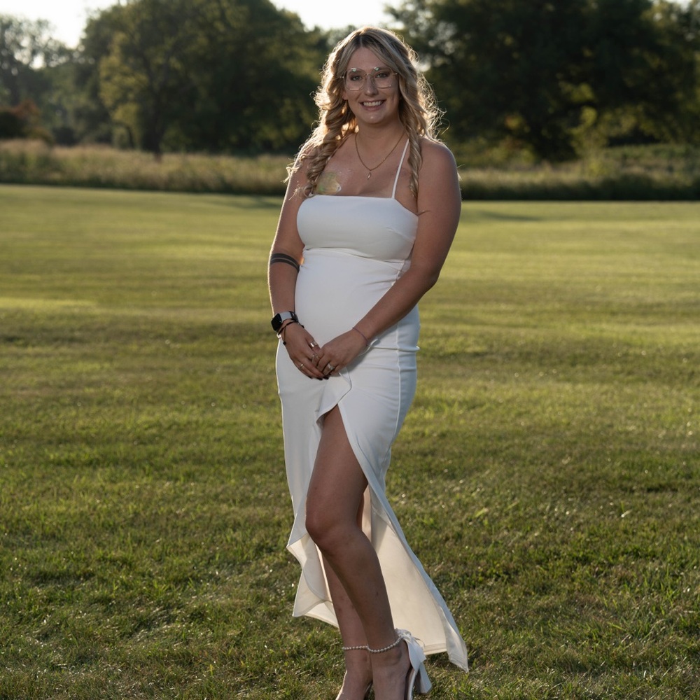 Elegant White Strapless Dress